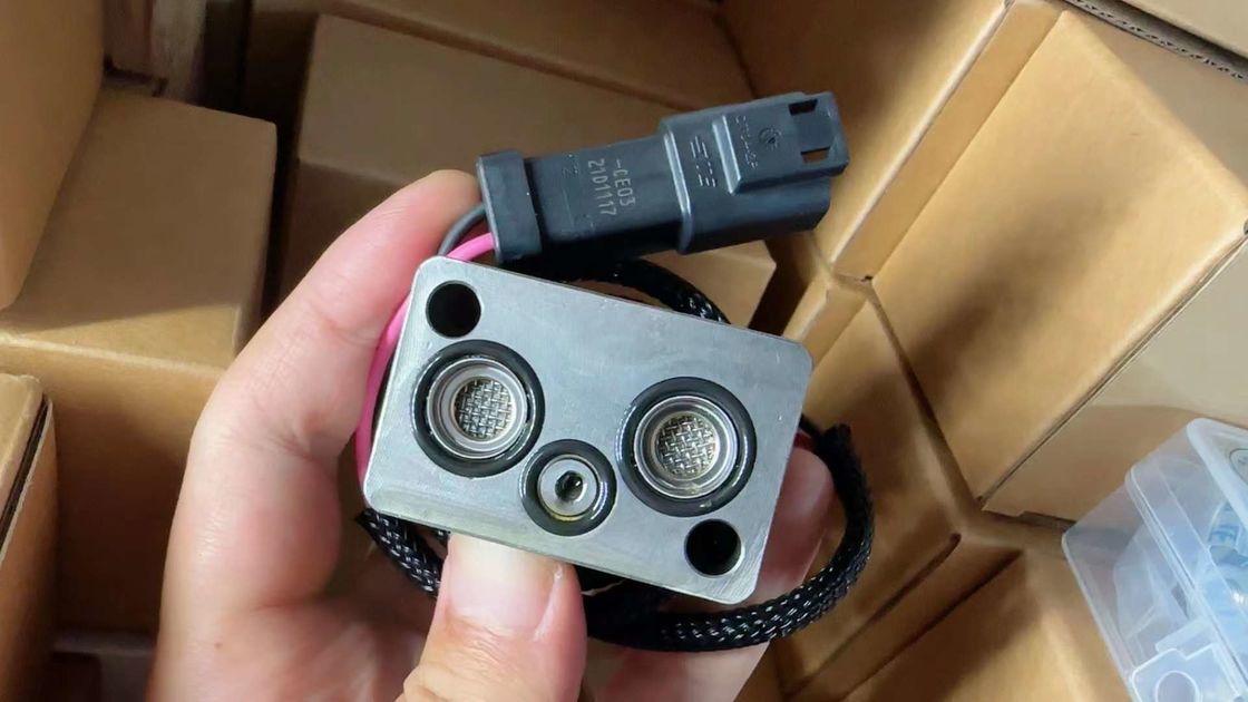 065726 Bộ phận thủy lực máy đào Máy phun thủy lực máy bơm máy bơm pin điện tử cho PC200-7
