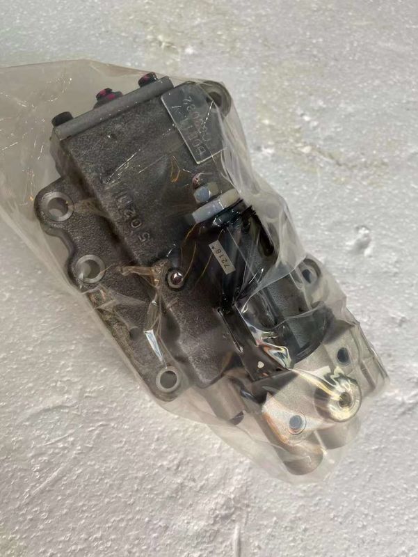 2058 K9T06-V Bộ phận thủy lực của máy đào D4 06228 Máy điều khiển Máy điều khiển Máy điều chỉnh bơm