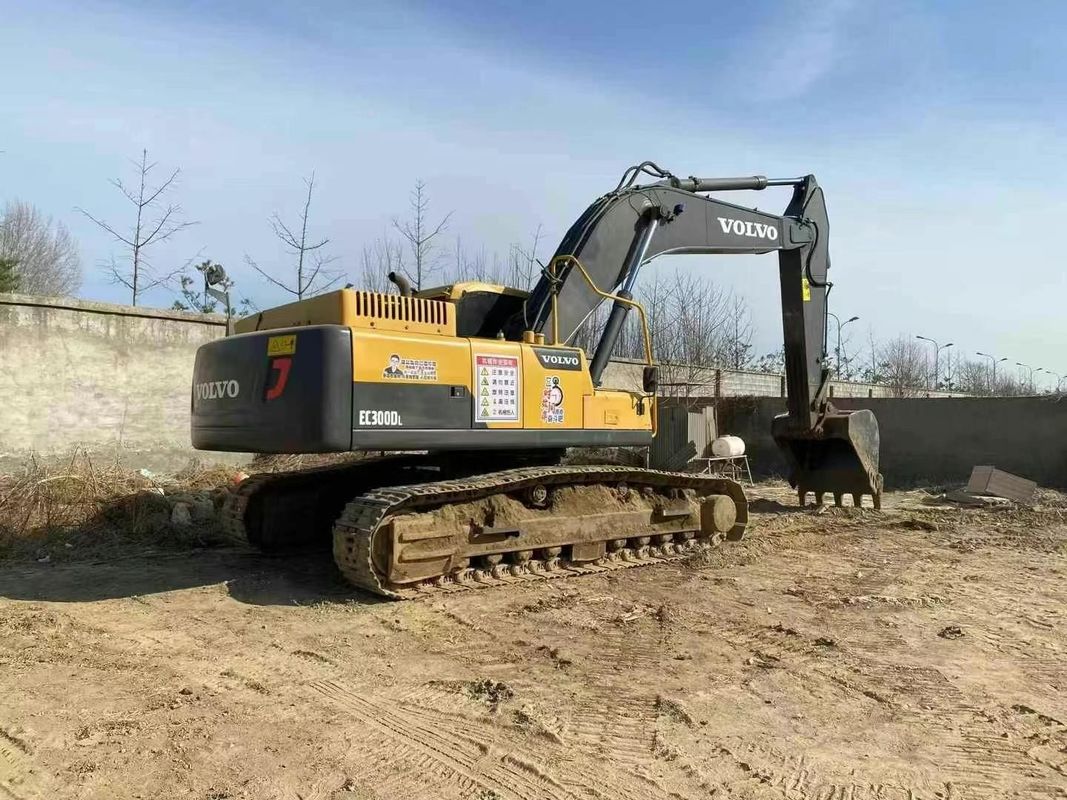 Máy đào EC300DL sử dụng đáng tin cậy cho xây dựng và khai thác mỏ