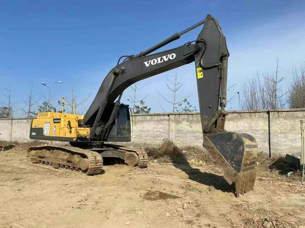 Máy đào EC300DL sử dụng đáng tin cậy cho xây dựng và khai thác mỏ