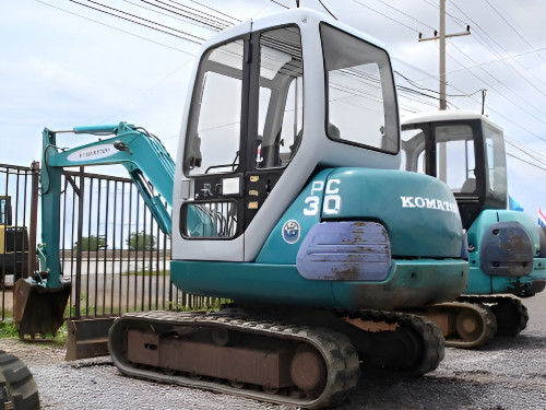 Được bảo trì tốt Komatsu PC30-7 Mini Excavator được chứng nhận ISO cho xây dựng và cảnh quan