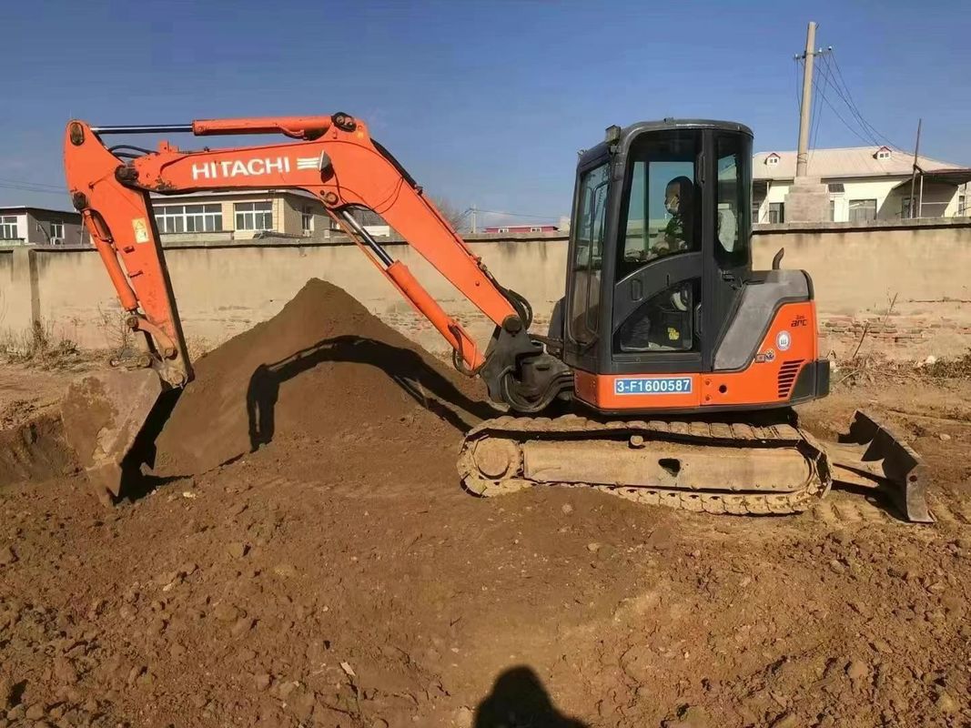 Sử dụng Hitachi ZX65U Mini Excavator 6,5 tấn Thời gian sử dụng thấp cho công trình xây dựng