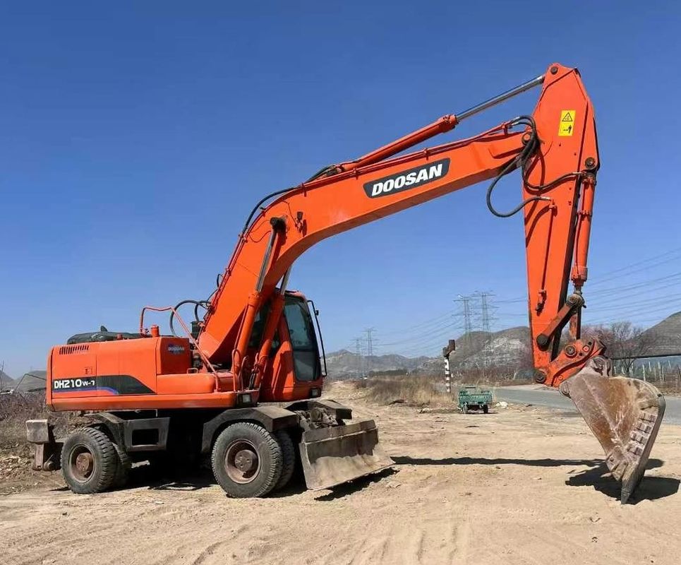 Doosan sử dụng DH210 bánh xe Excavator Động lực thủy lực chất lượng cao máy xây dựng trước sở hữu