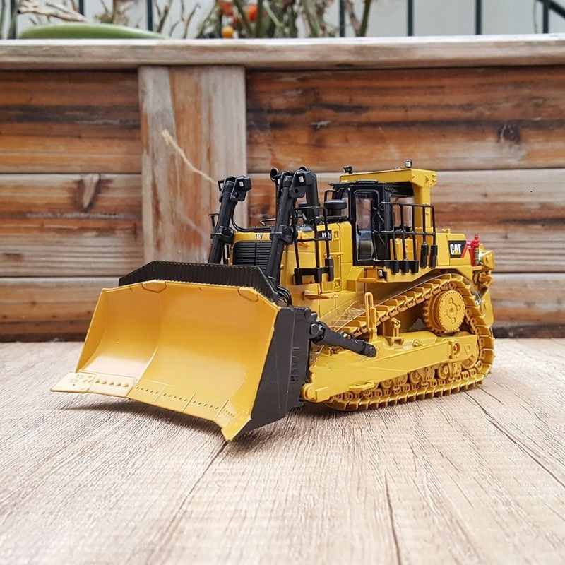 DM 1/50 D10T2 Đường đua Bulldozer Diecast Model Xe xây dựng 85532C
