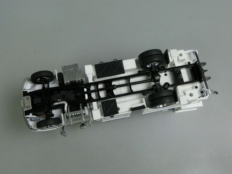 1/32 Peterbilt 536 Với Altec AA55 Nền tảng làm việc trên không DM Model 71105