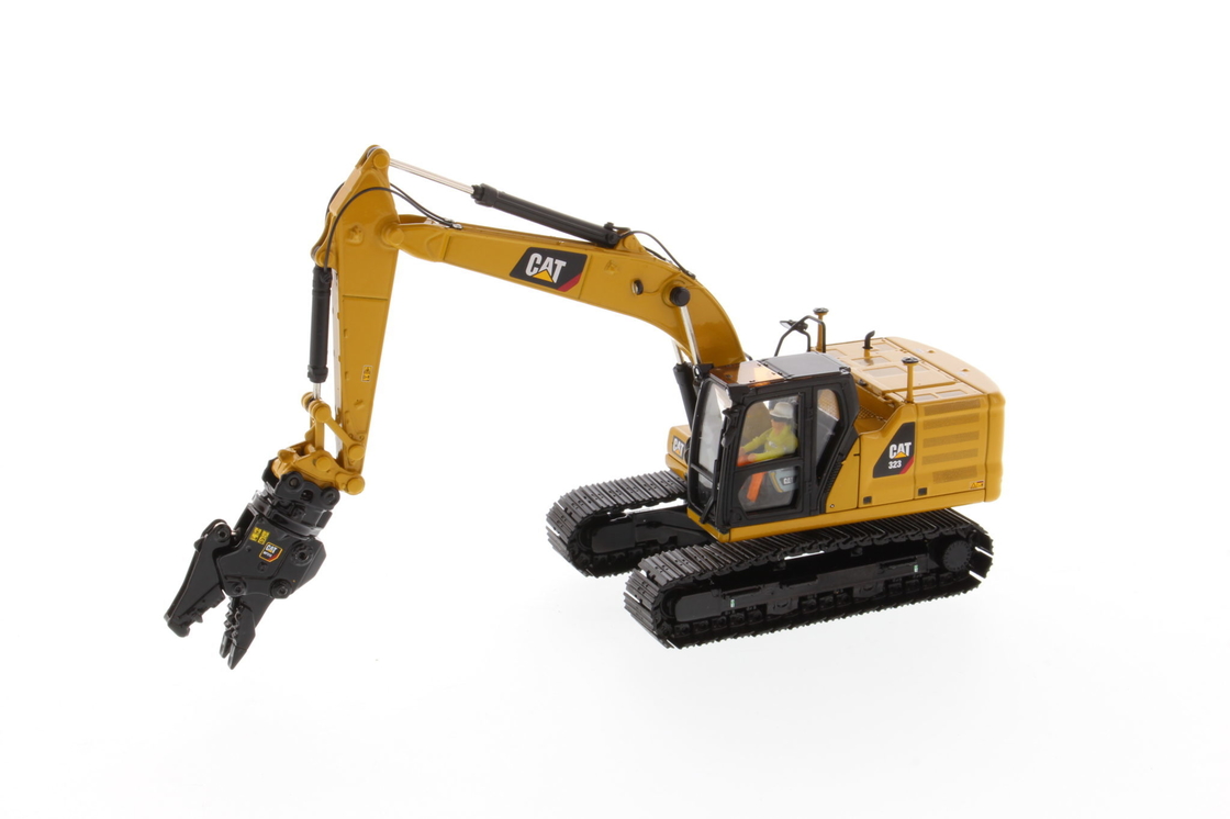 DM 1:50 CAT 323 Với công cụ làm việc