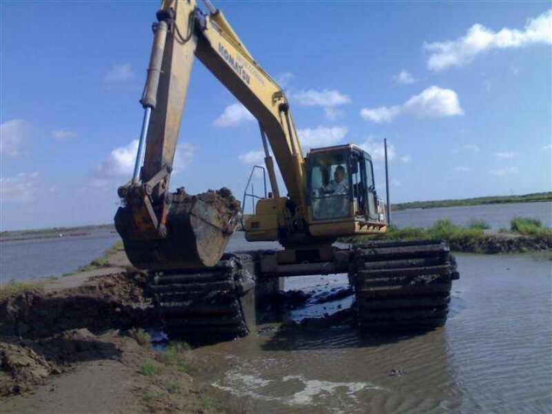 Chuỗi giày theo dõi tàu lượn nổi cho nhà cung cấp động cơ đi bộ thủy lực SY135 320D