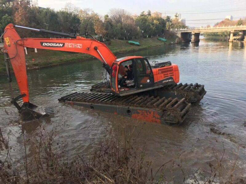 Ưu tiên xây dựng thợ đào lưỡng cư Pontoon nổi cho sông hồ đầm lầy Dredging Buggy Undercarriage Nhà cung cấp