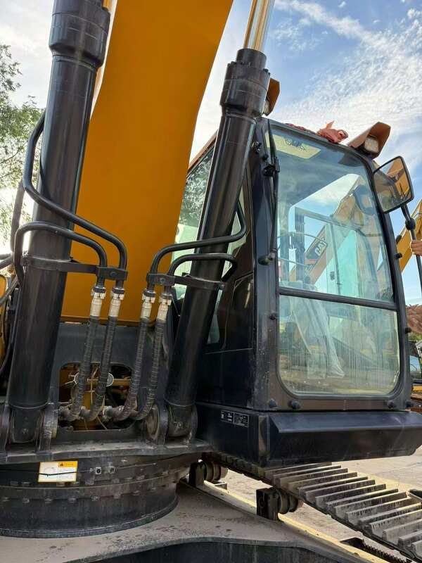 Máy xúc Sany 335 hoàn toàn mới, Động cơ Isuzu quốc gia III, Hàng tồn kho