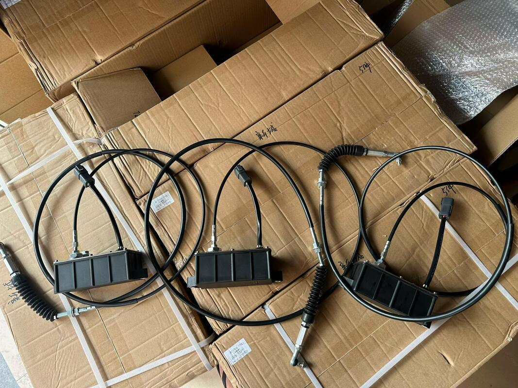 Bộ phận động cơ máy đào Bộ phận động cơ đẩy Bộ phận động cơ gia tốc Bộ điều khiển động cơ đòn bẩy Bộ phận máy móc xây dựng